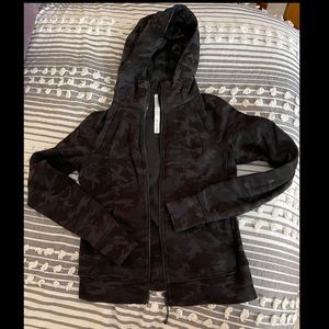 Lulu lemon zip up